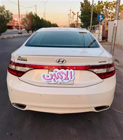 هيونداي أزيرا